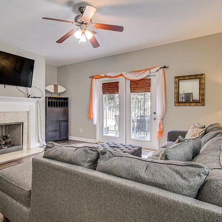 Spacious Pooler Home With Family-Friendly Perks サバンナ エクステリア 写真