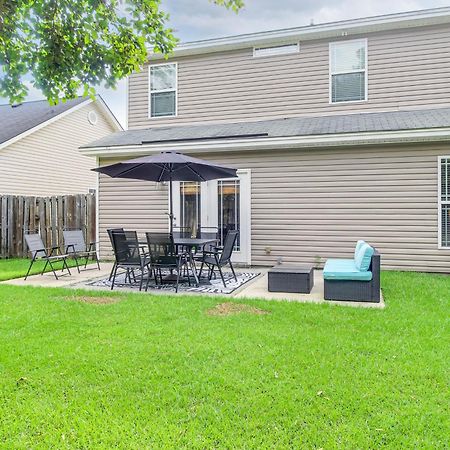 Spacious Pooler Home With Family-Friendly Perks サバンナ エクステリア 写真
