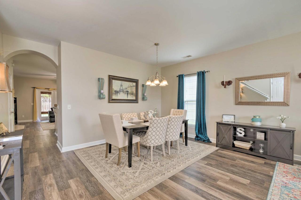 Spacious Pooler Home With Family-Friendly Perks サバンナ エクステリア 写真