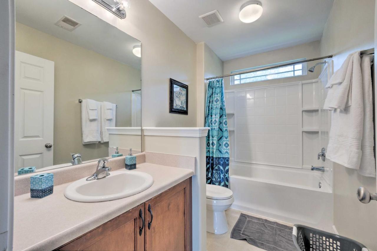 Spacious Pooler Home With Family-Friendly Perks サバンナ エクステリア 写真