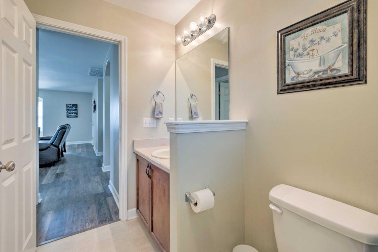 Spacious Pooler Home With Family-Friendly Perks サバンナ エクステリア 写真